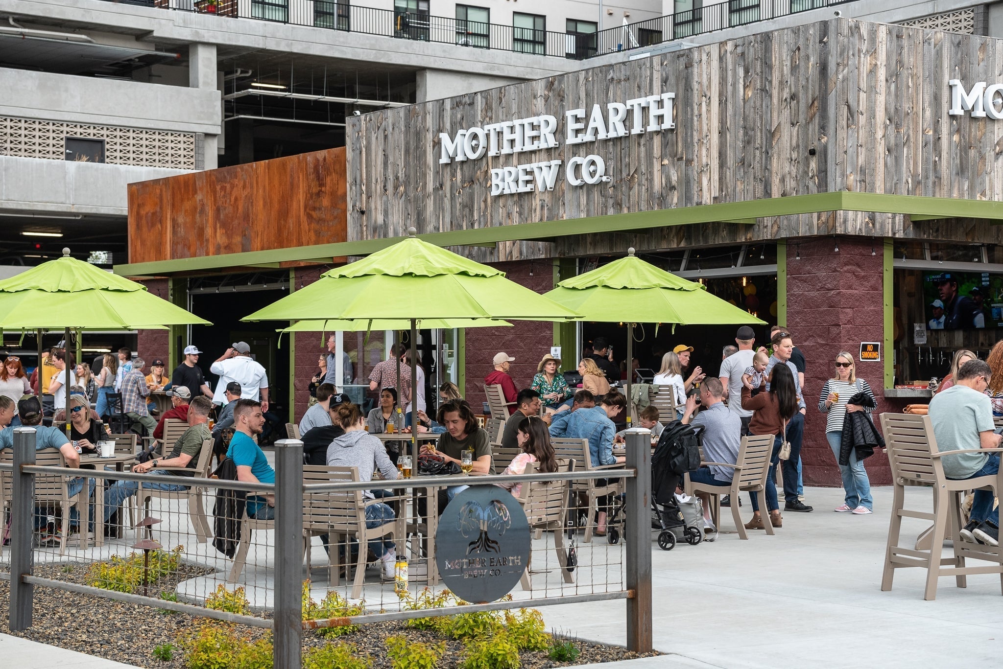 Sennos at Mother Earth Brew Co